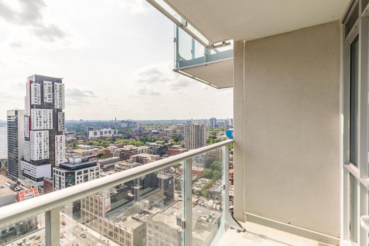 Luxury 2 Bedroom In The Heart Of Entertainment District - City Skyline View & Balcony Toronto Eksteriør billede