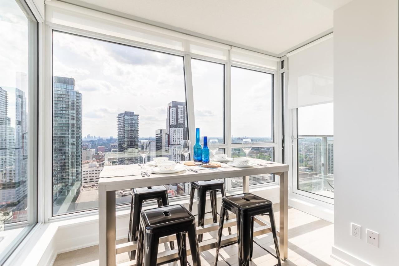 Luxury 2 Bedroom In The Heart Of Entertainment District - City Skyline View & Balcony Toronto Eksteriør billede