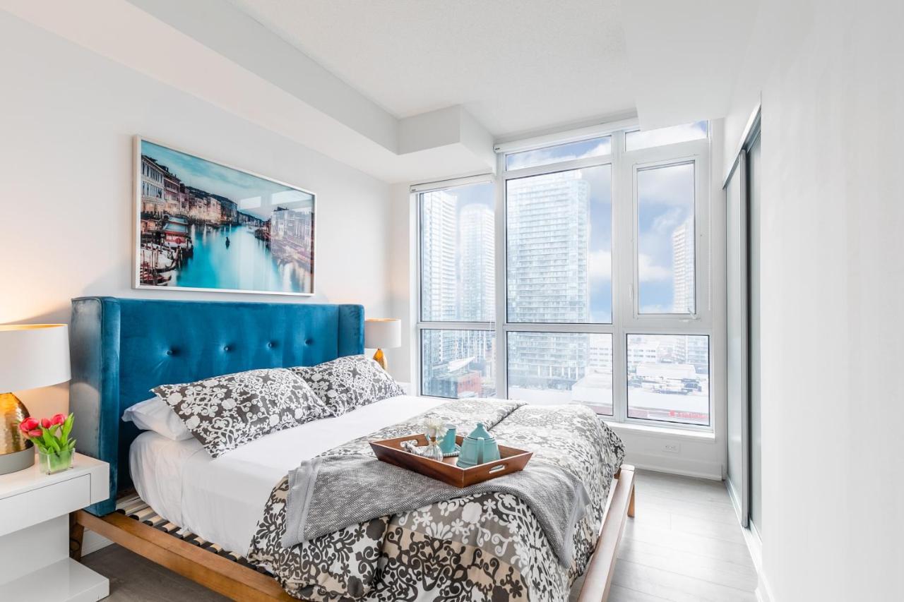 Luxury 2 Bedroom In The Heart Of Entertainment District - City Skyline View & Balcony Toronto Eksteriør billede
